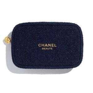 CHANEL Holiday Gift Bag